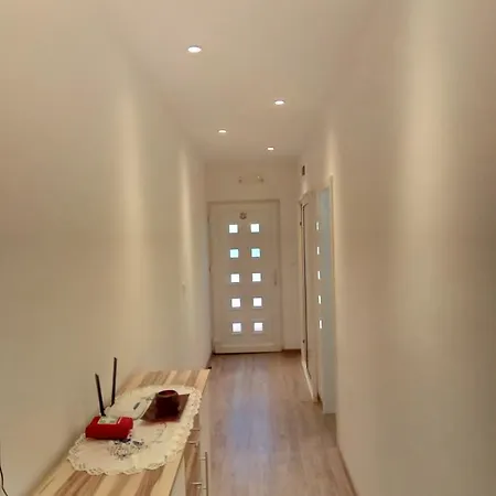 Luka 아파트 마카르스카